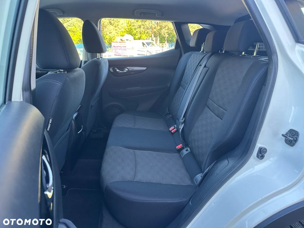 Nissan Qashqai 1.2 DIG-T Tekna EU6 - 28