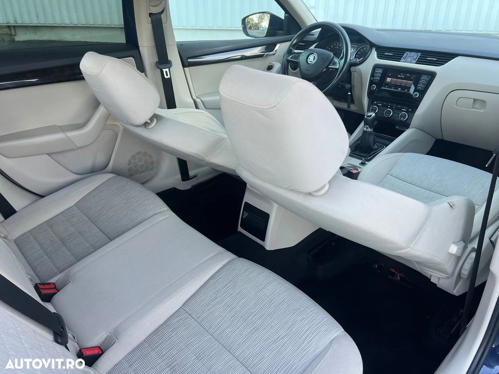 Skoda Octavia 1.6 TDI Ambition - 24