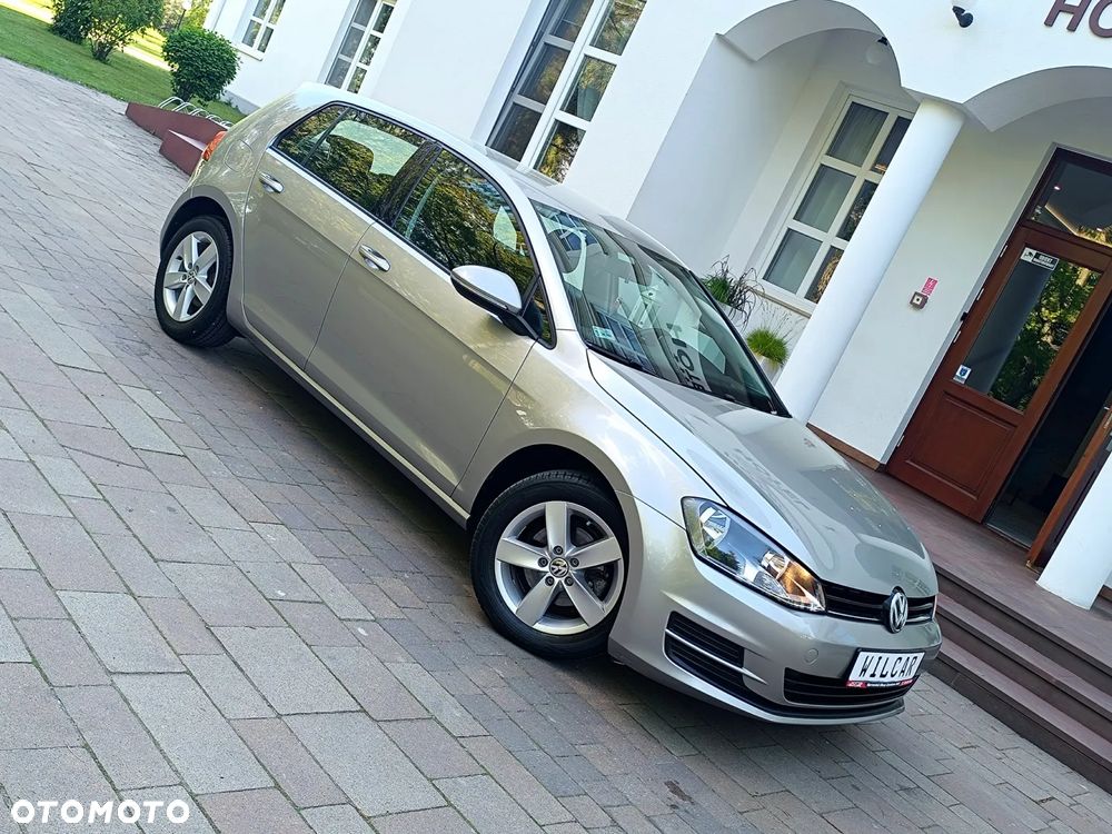 Volkswagen Golf 1.2 TSI BMT Trendline Perfectline - 11