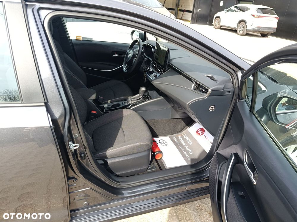 Toyota Corolla - 16