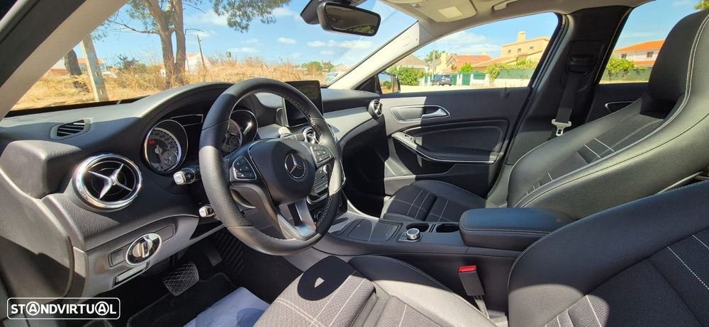 Mercedes-Benz GLA 180 d Aut. - 7