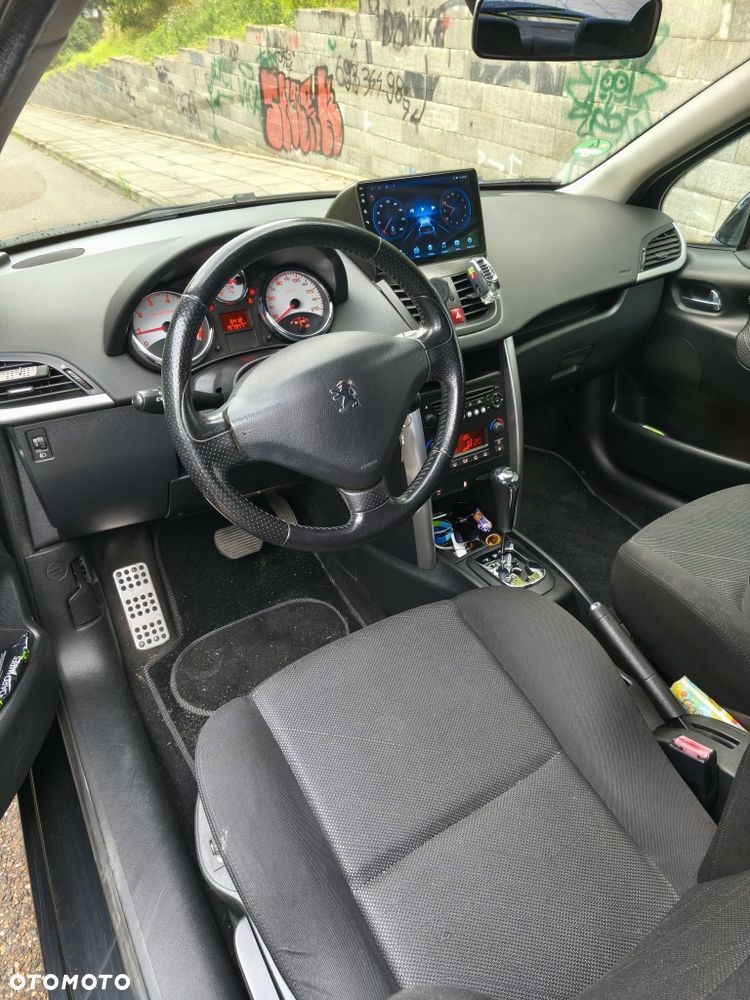 Peugeot 207 - 5