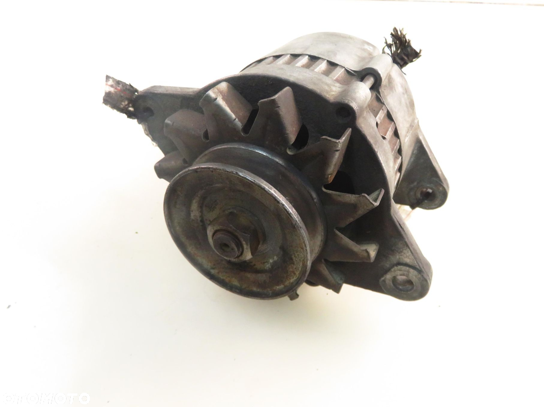 ALTERNATOR KIA K2700 2.7 D  0K65B18300A 021219021 - 9