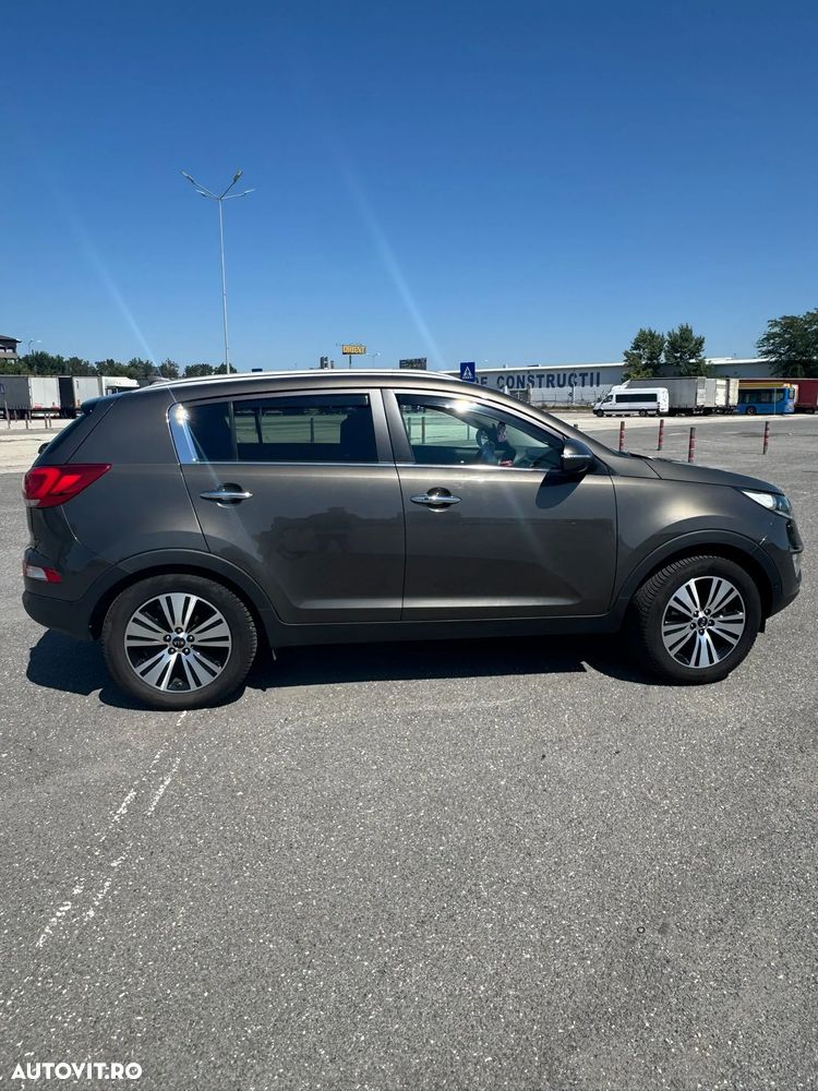 Kia Sportage 2.0 GSL MT 4x2 CLASSIC - 12