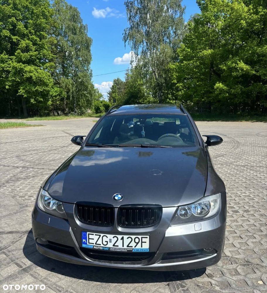BMW 3 Series 2008 photo 2