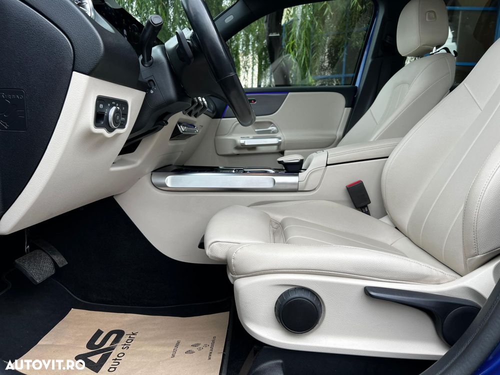 Mercedes-Benz GLB - 16