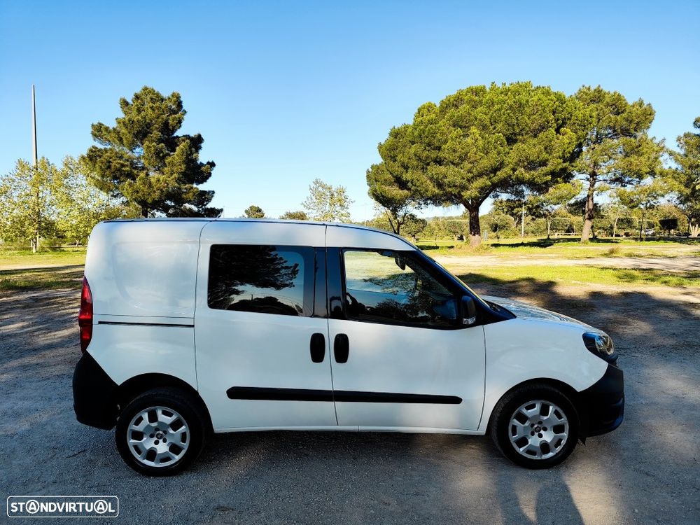 Fiat Doblo Cargo - 36