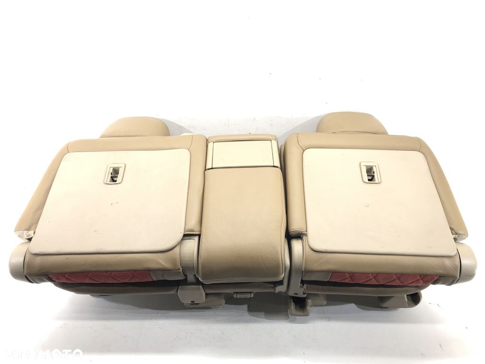 KANAPA TYŁ - 600.00 PLN - TOYOTA LAND CRUISER 200 (_J2_) 2007 - 2022 5.7 V8 (URJ200) 280 kW [381 - 9