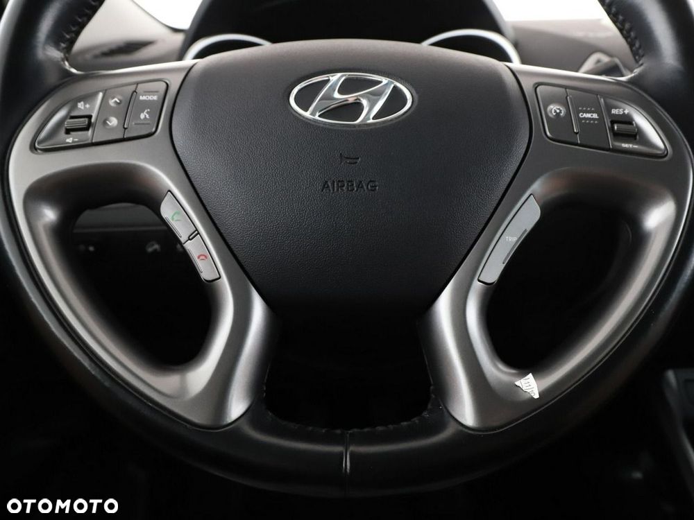 Hyundai ix35 1.6 2WD Fifa World Cup Edition - 22