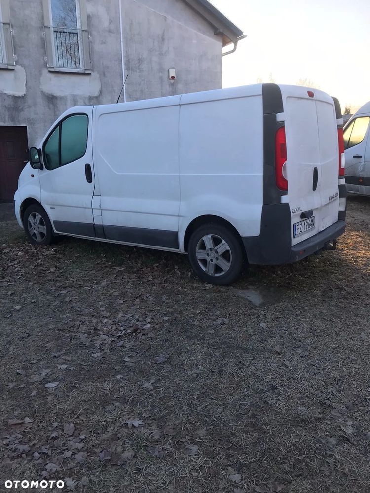 Opel Vivaro - 12