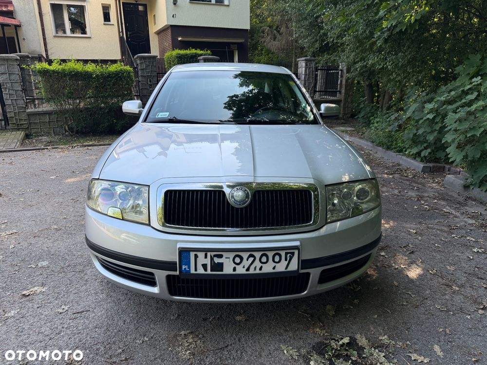Skoda Superb 1.8 Turbo Comfort - 12