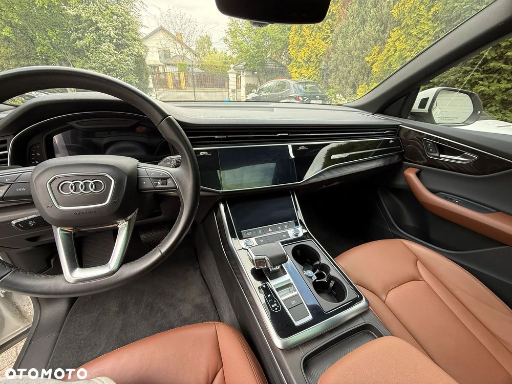 Audi Q8 55 TFSI quattro tiptronic - 5