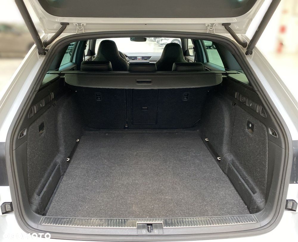 Skoda Superb 2.0 TDI SCR 4x4 Sportline DSG - 36