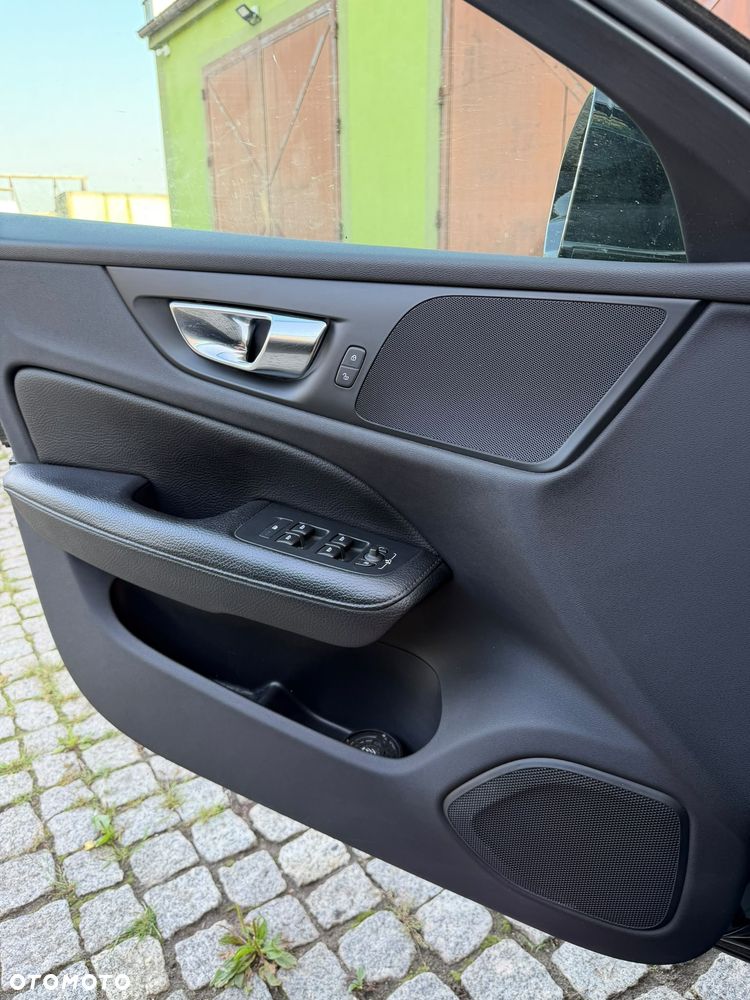 Volvo V60 D4 Inscription - 24