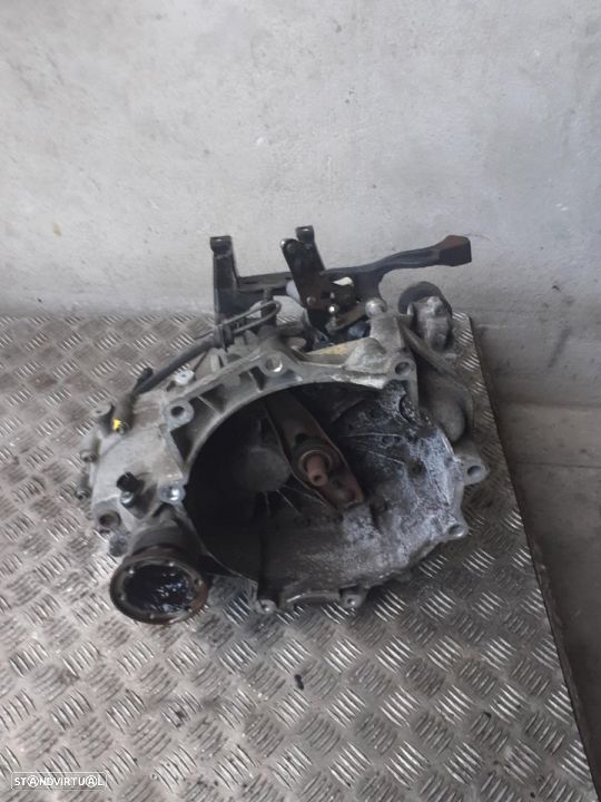 Caixa de velocidades Volkswagen 1.4 16v (Polo, A2, Cordoba, Ibiza) ref: GRZ - 5