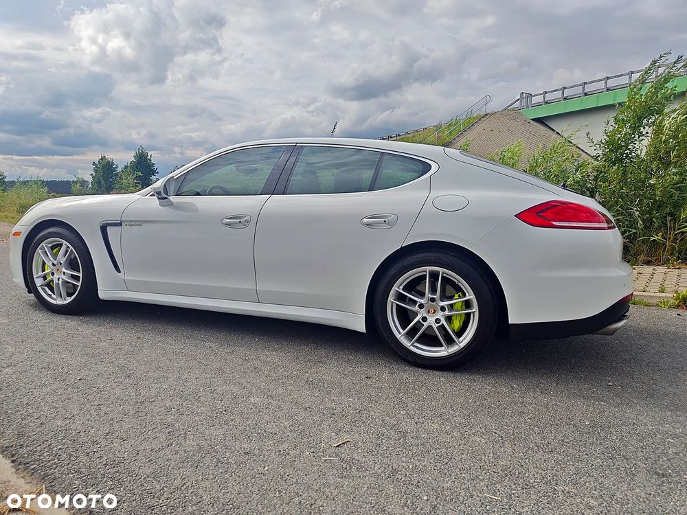 Porsche Panamera - 13