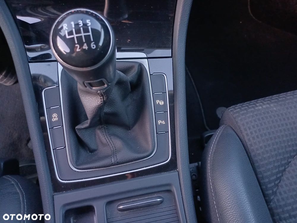 Volkswagen Golf 1.4 TSI BMT Comfortline Perfectline - 21