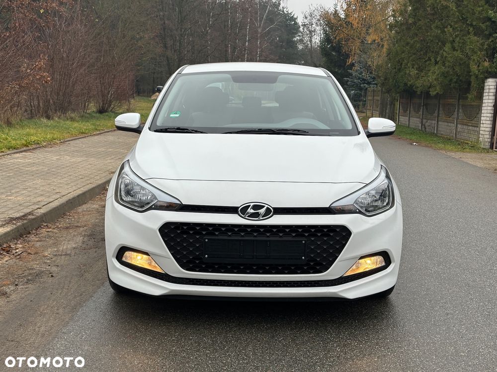 Hyundai i20 1.2 Fifa World Cup Edition - 8