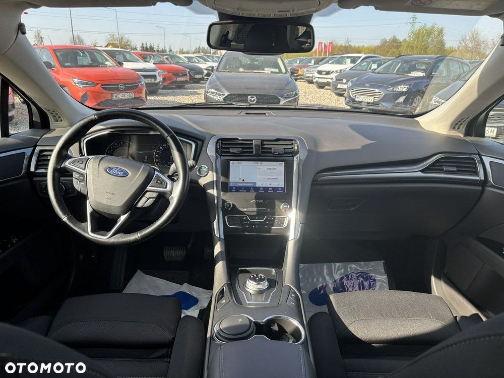 Ford Mondeo - 26