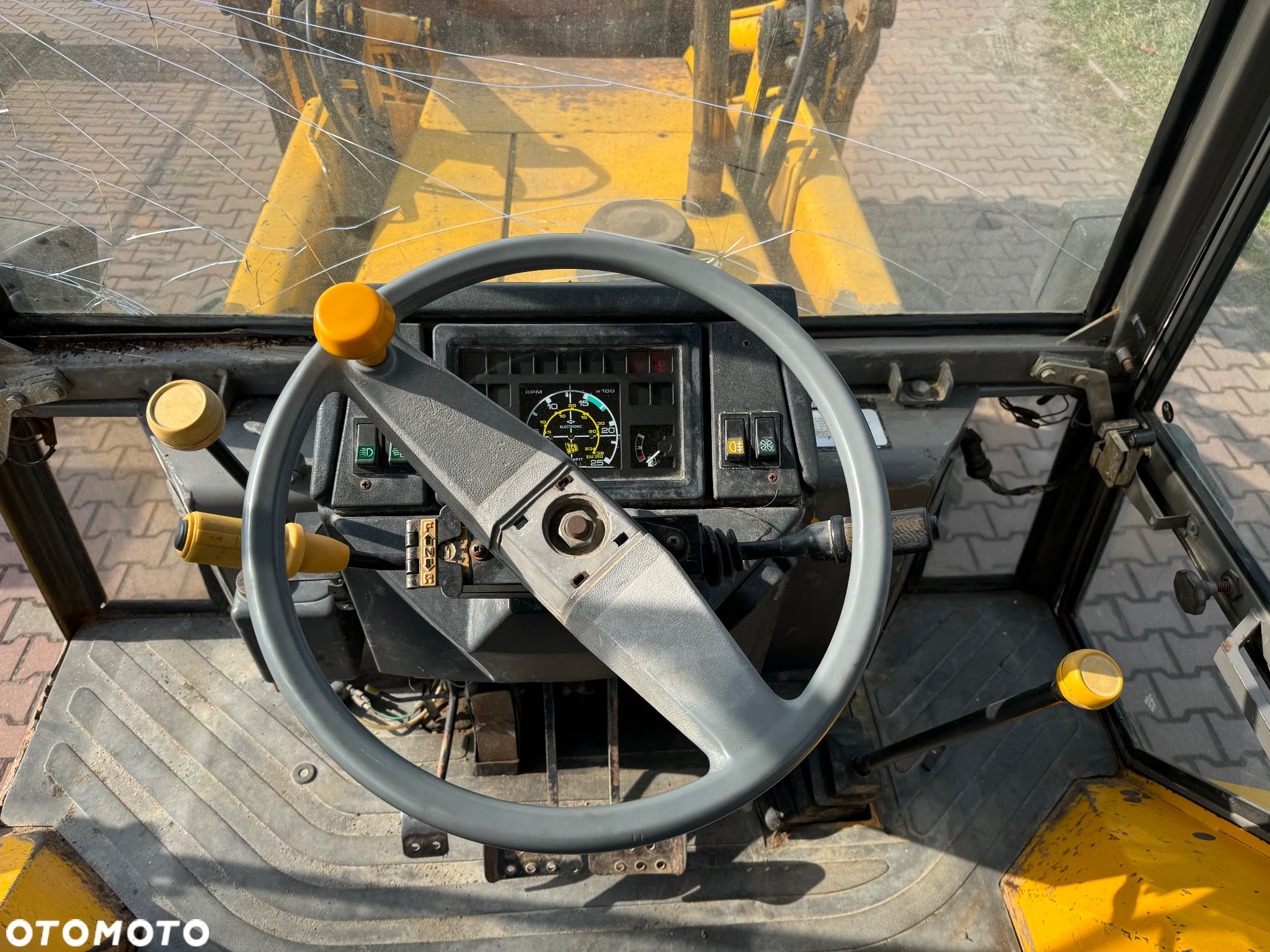 JCB 3CX - 11