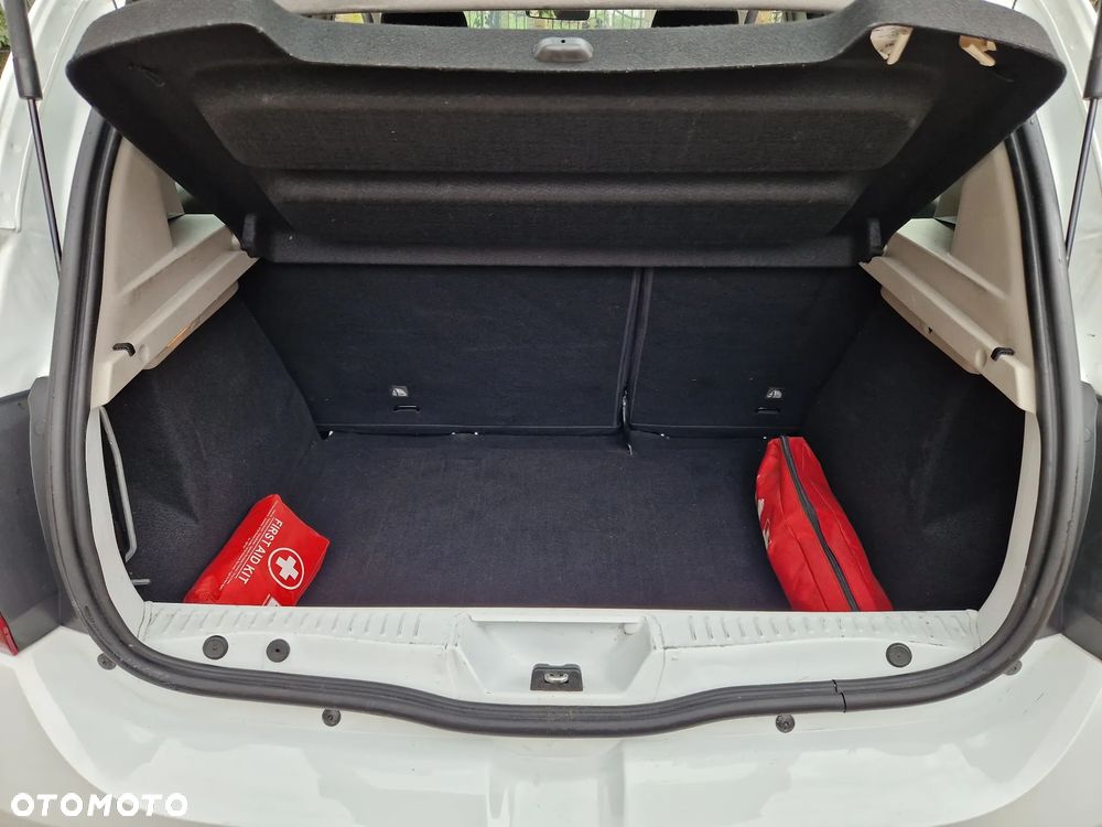 Dacia Sandero 0.9 TCe Laureate S&S - 13