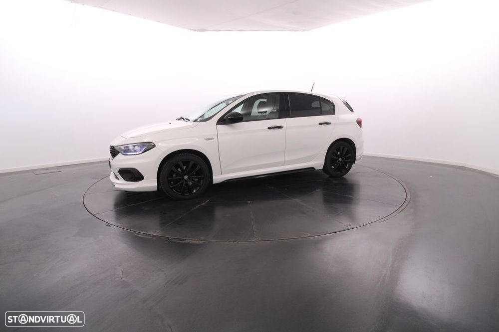Fiat Tipo 1.3 M-Jet Street - 2