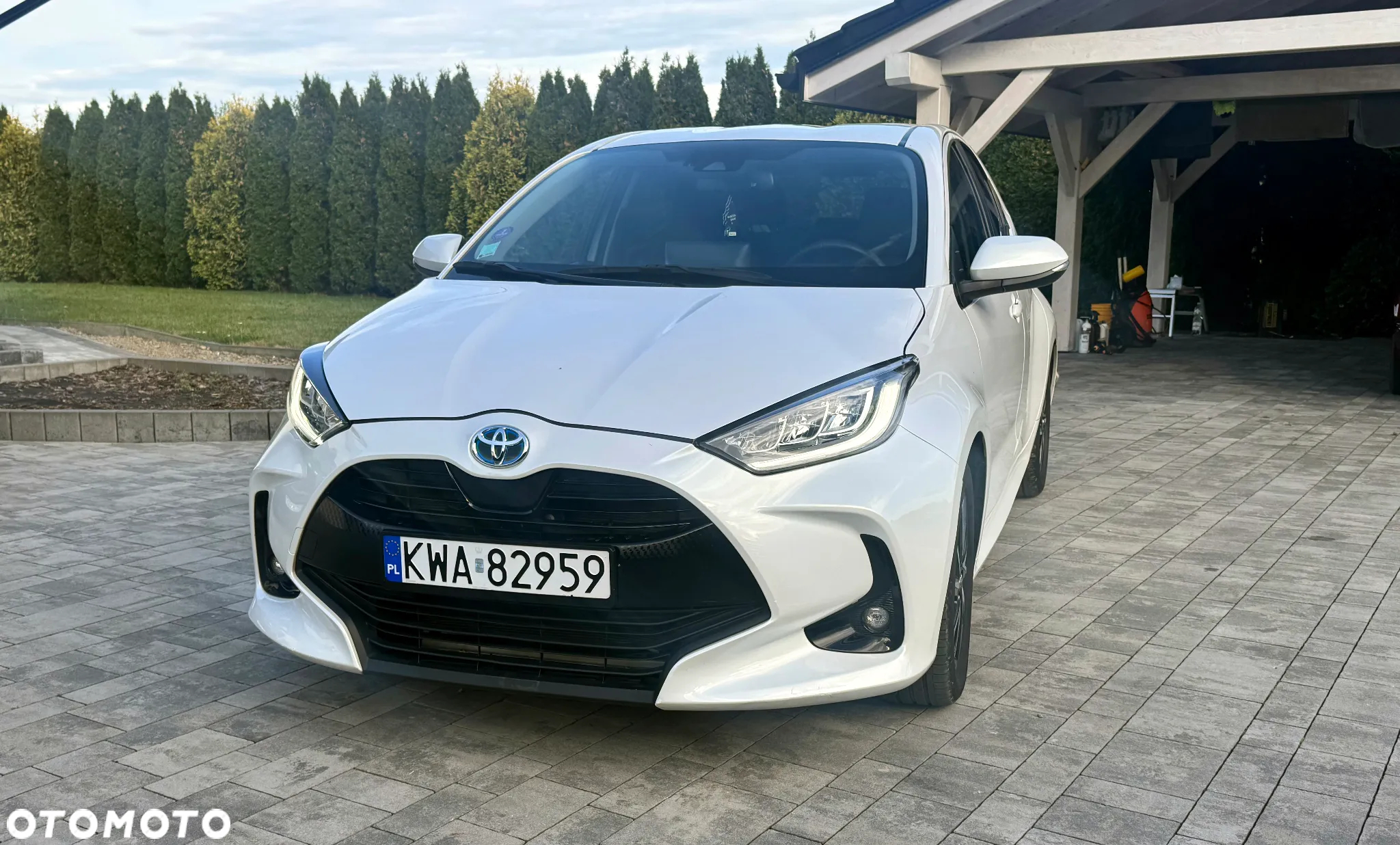 Toyota Yaris Hybrid 1.5 Premiere Edition - 11