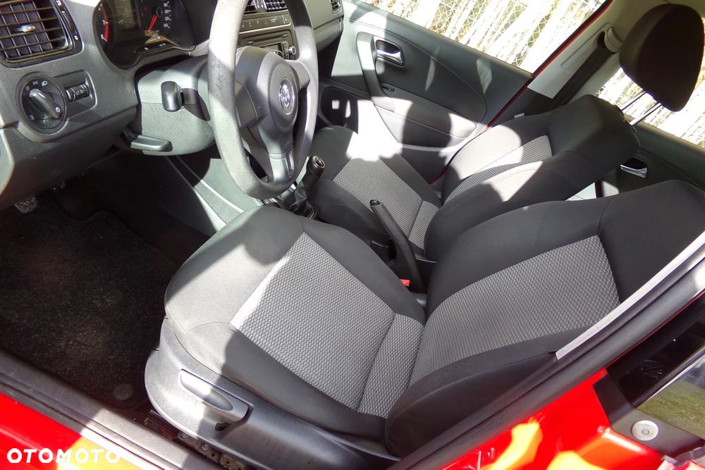 Volkswagen Polo - 13