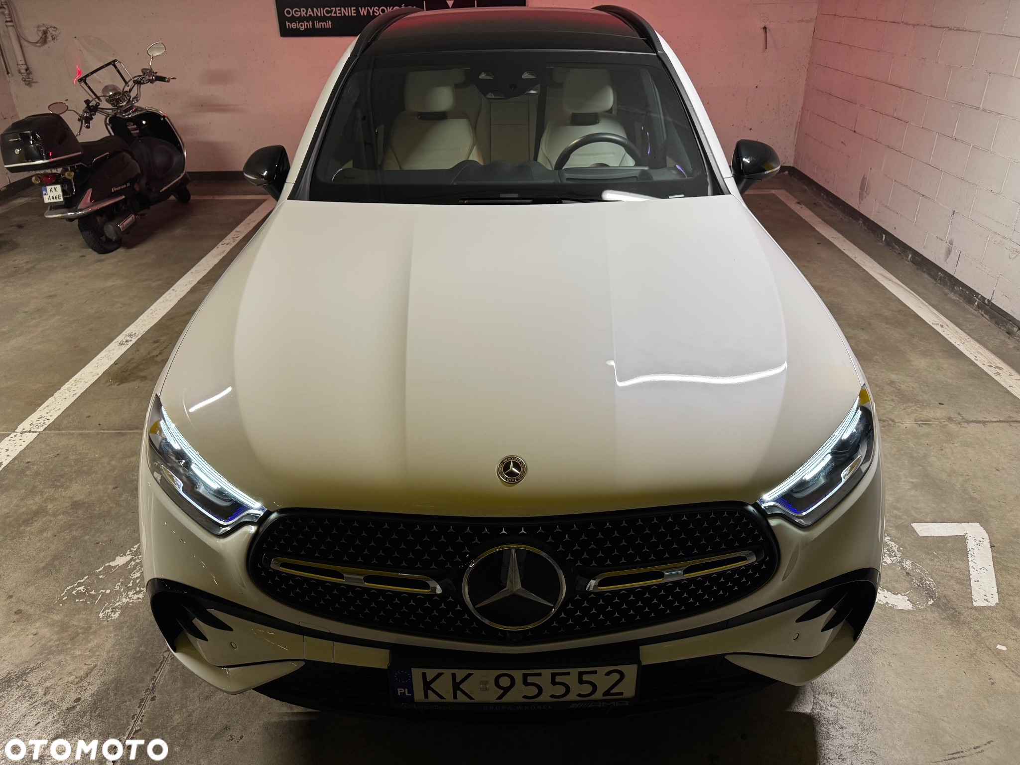 Mercedes-Benz GLC 300 e 4-Matic AMG Line - 13