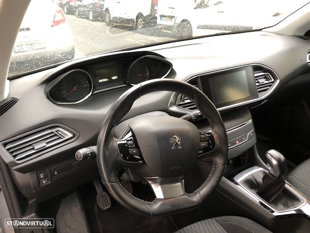 Peugeot 308 1.6 HDi Active - 2