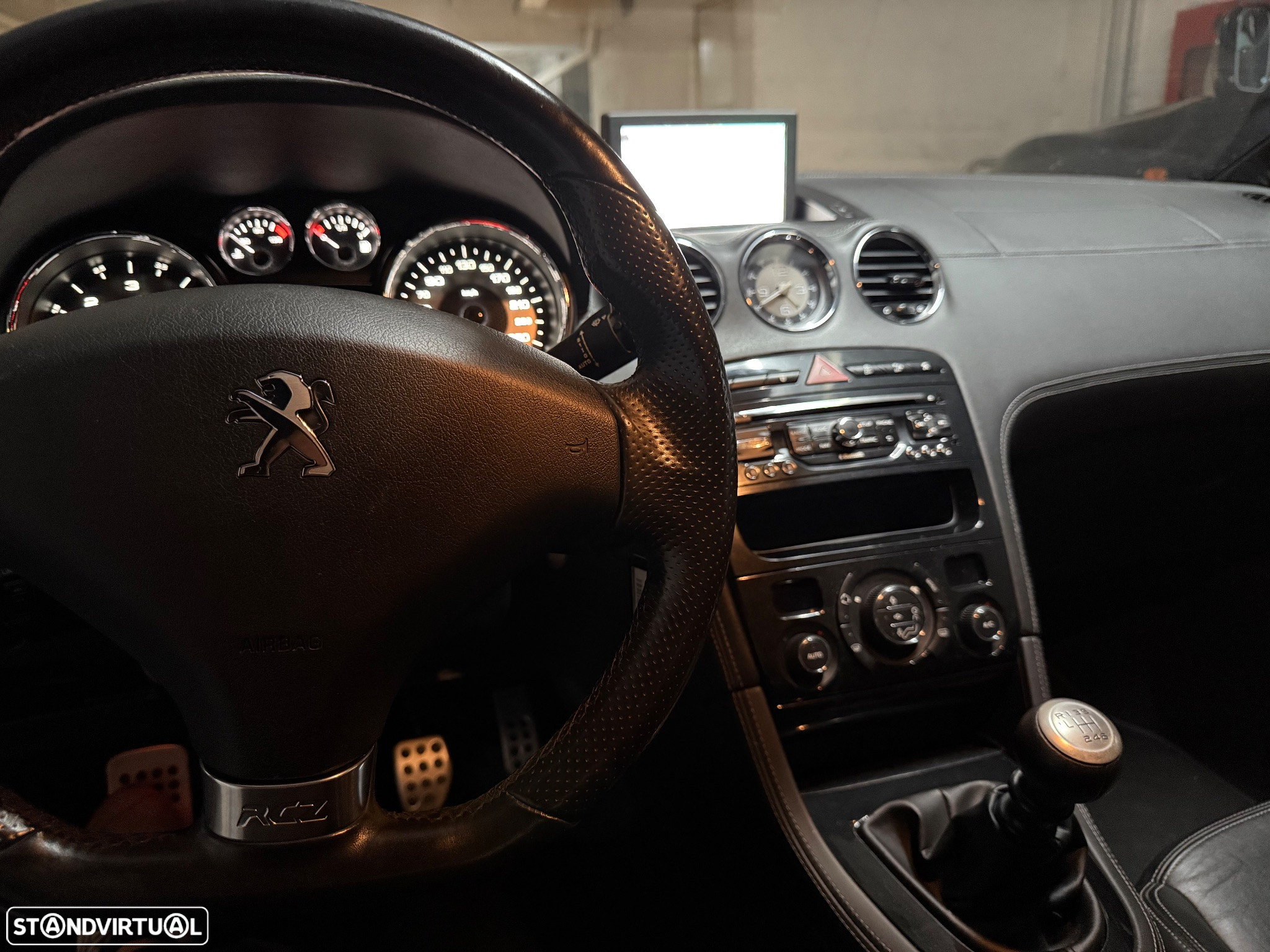 Peugeot RCZ 2.0 HDi FAP 165 - 9