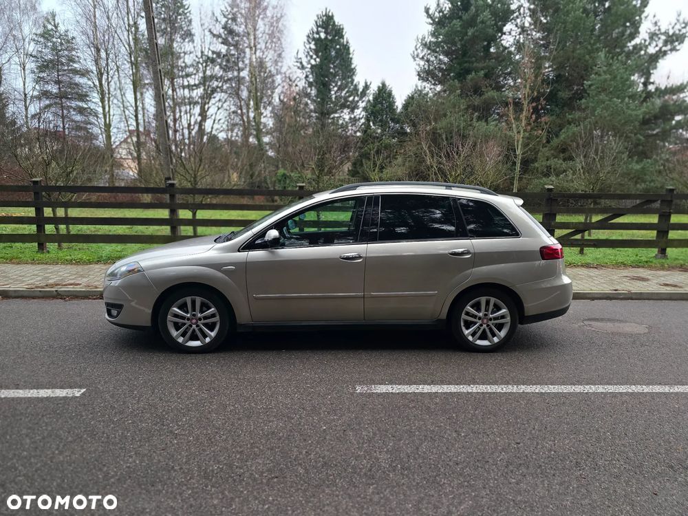 Fiat Croma 1.9 JTD Dynamic - 17