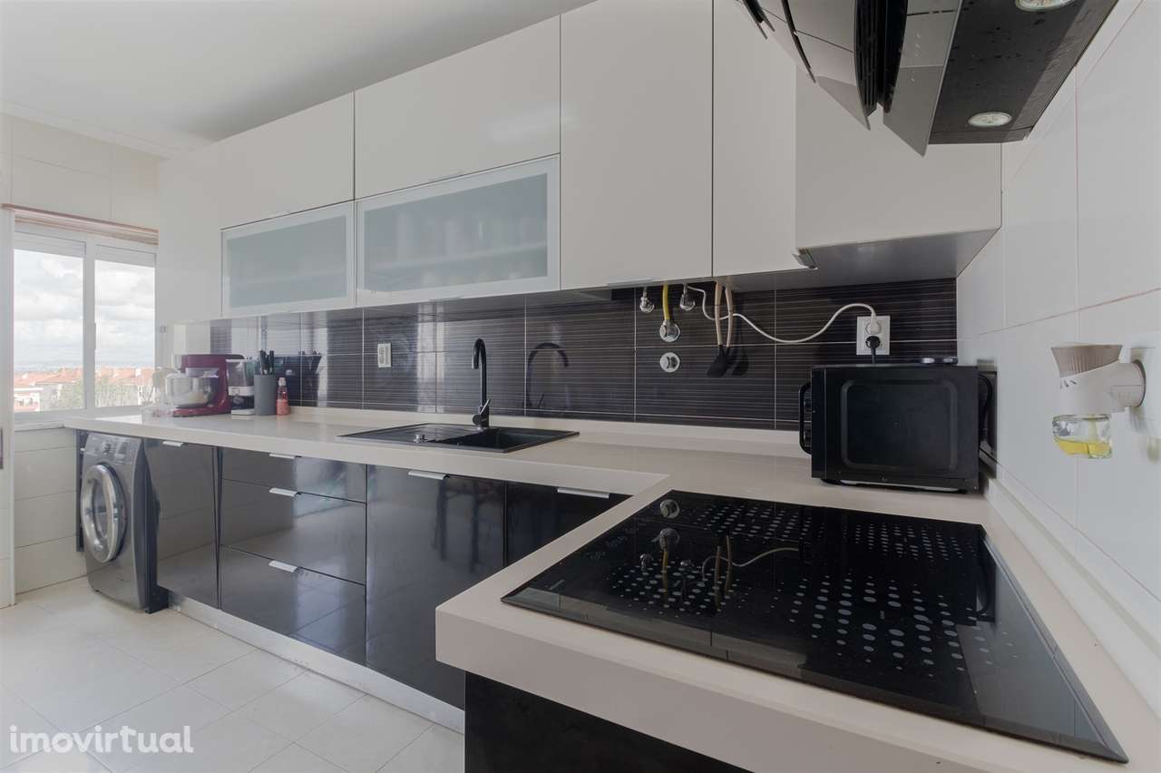 Apartamento T2 Venda em Barreiro e Lavradio,Barreiro - Grande imagem: 2/16