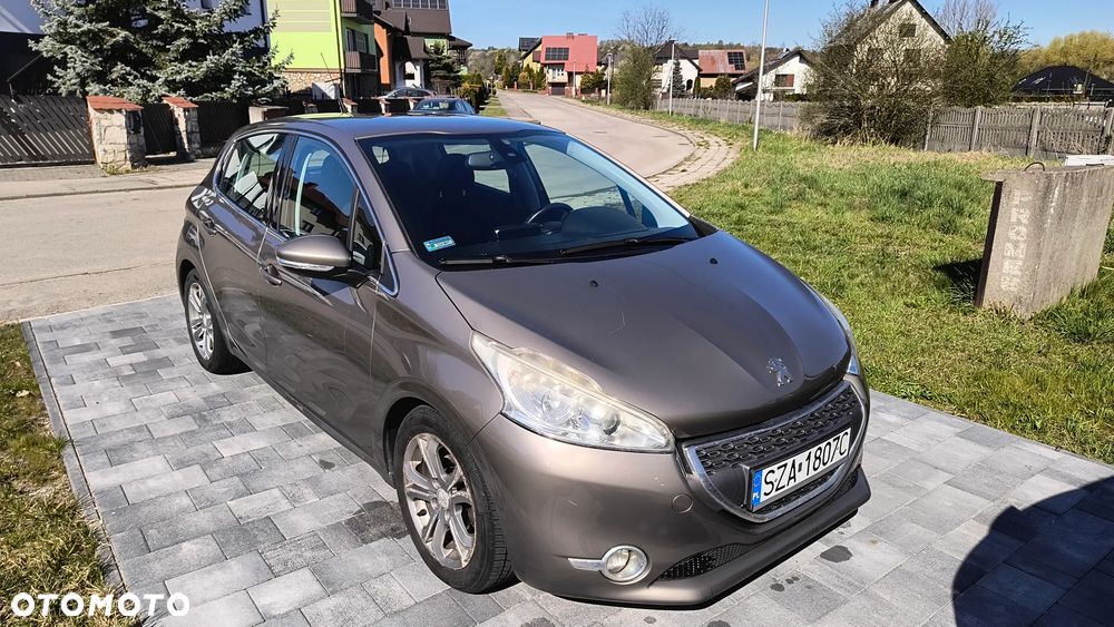 Peugeot 208 1.6 e-HDi Active STT - 1
