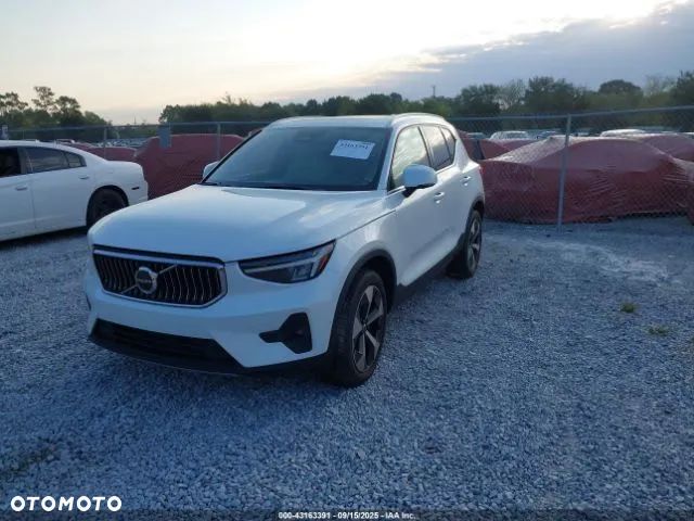 Volvo XC 40 T5 AWD Geartronic R-Design - 2