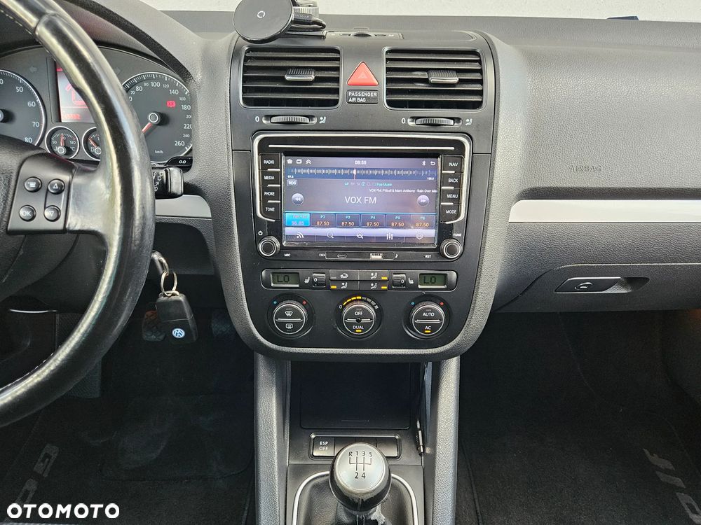 Volkswagen Golf 1.6 United - 26