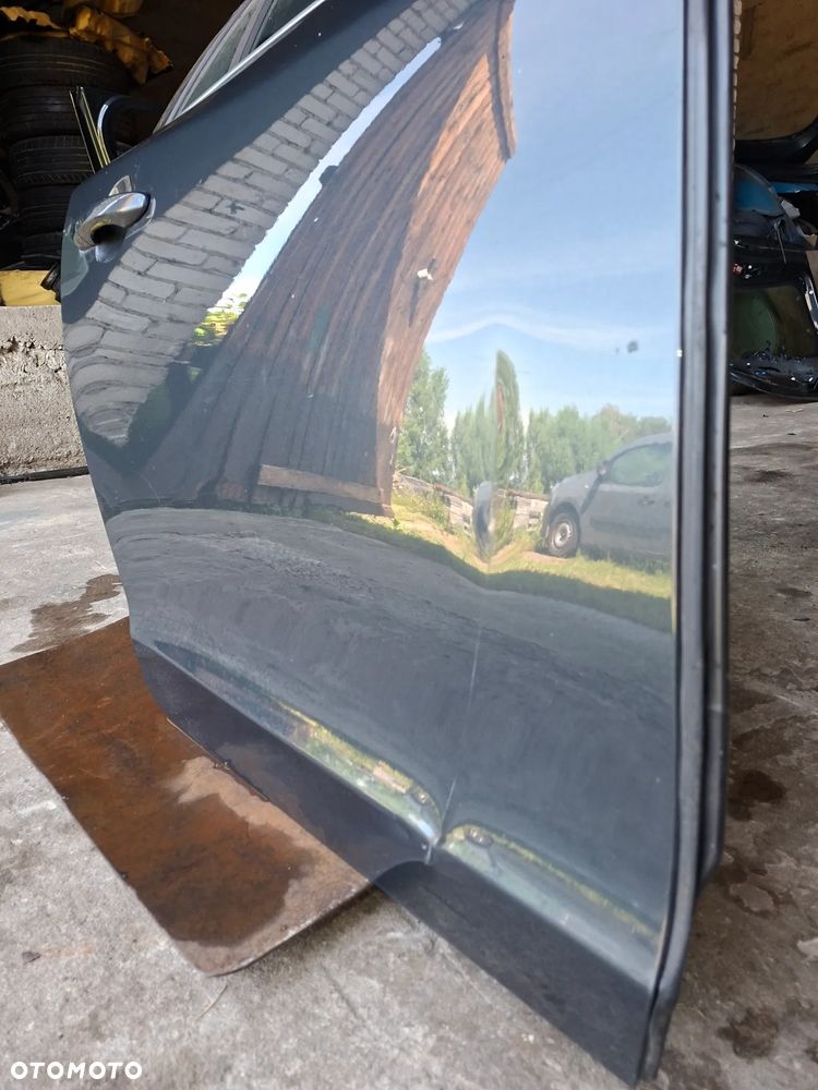 VOLVO V60 DRZWI TYŁ PRAWE TYLNE 492 - 3
