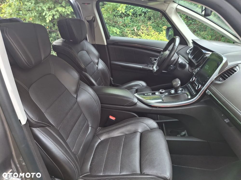 Renault Espace 1.6 dCi Energy Initiale Paris EDC 7os - 17