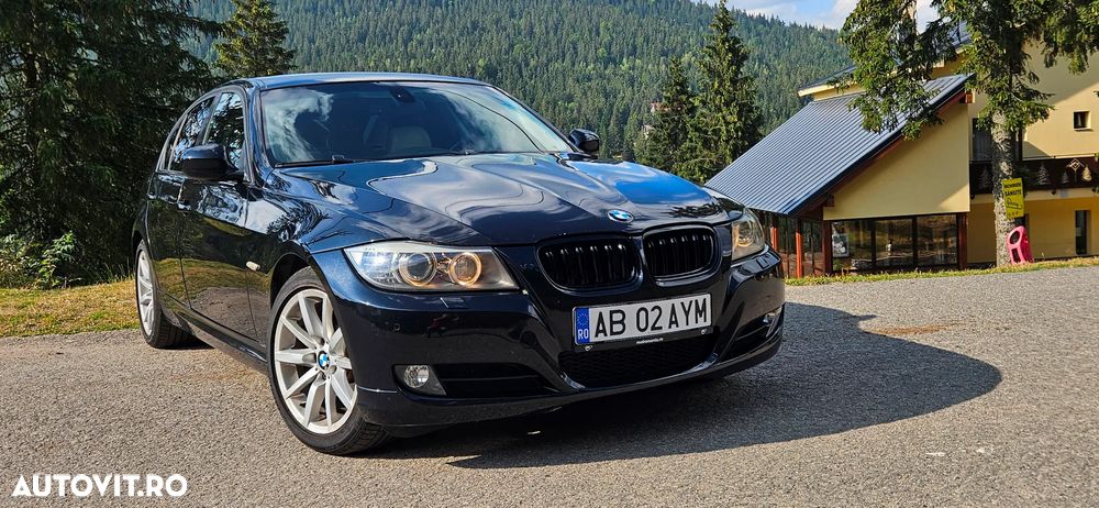 BMW Seria 3 320d xDrive - 11
