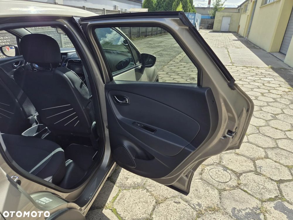 Renault Captur - 21