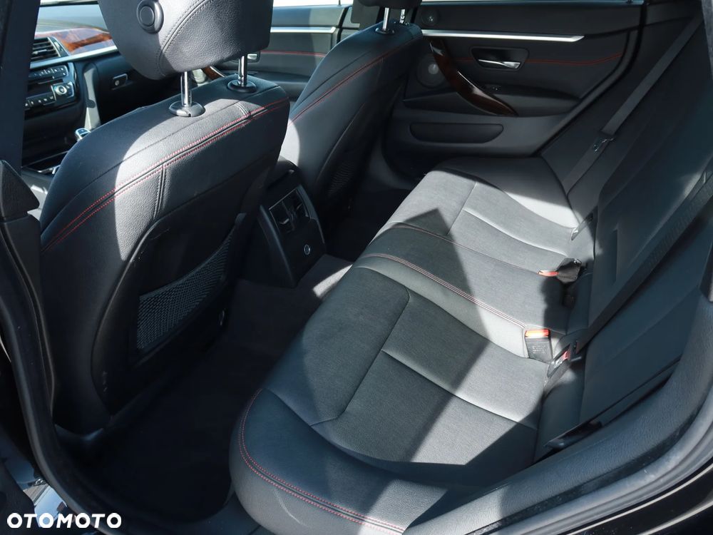 BMW Seria 4 430i Gran Coupe xDrive M Sport - 34