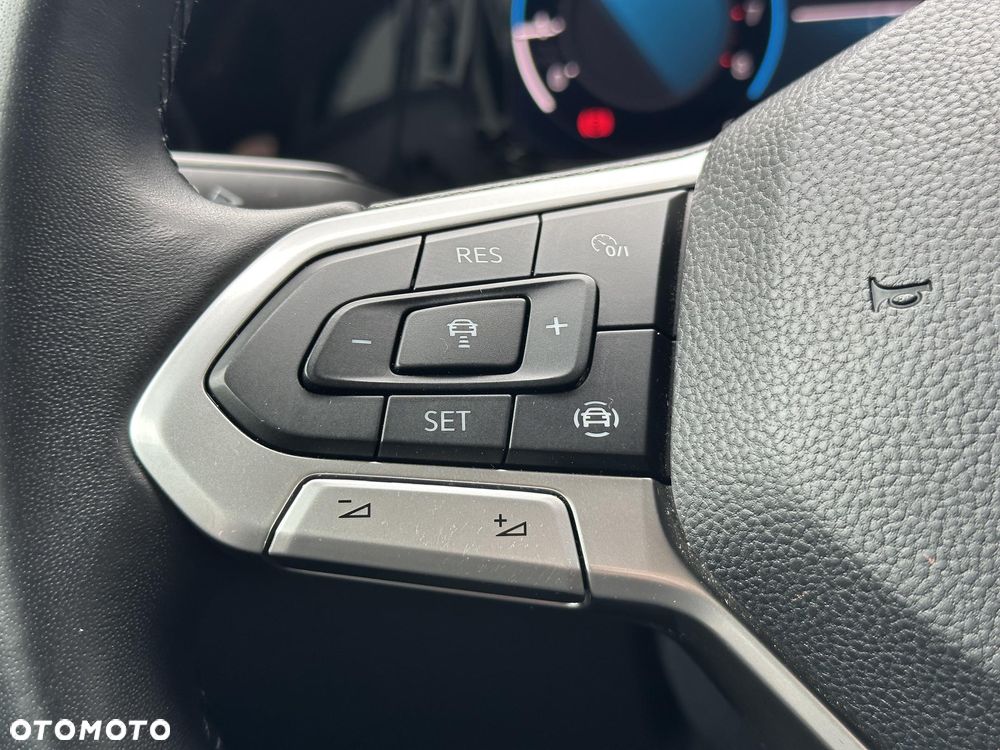 Volkswagen Golf 1.5 TSI EVO Life - 11