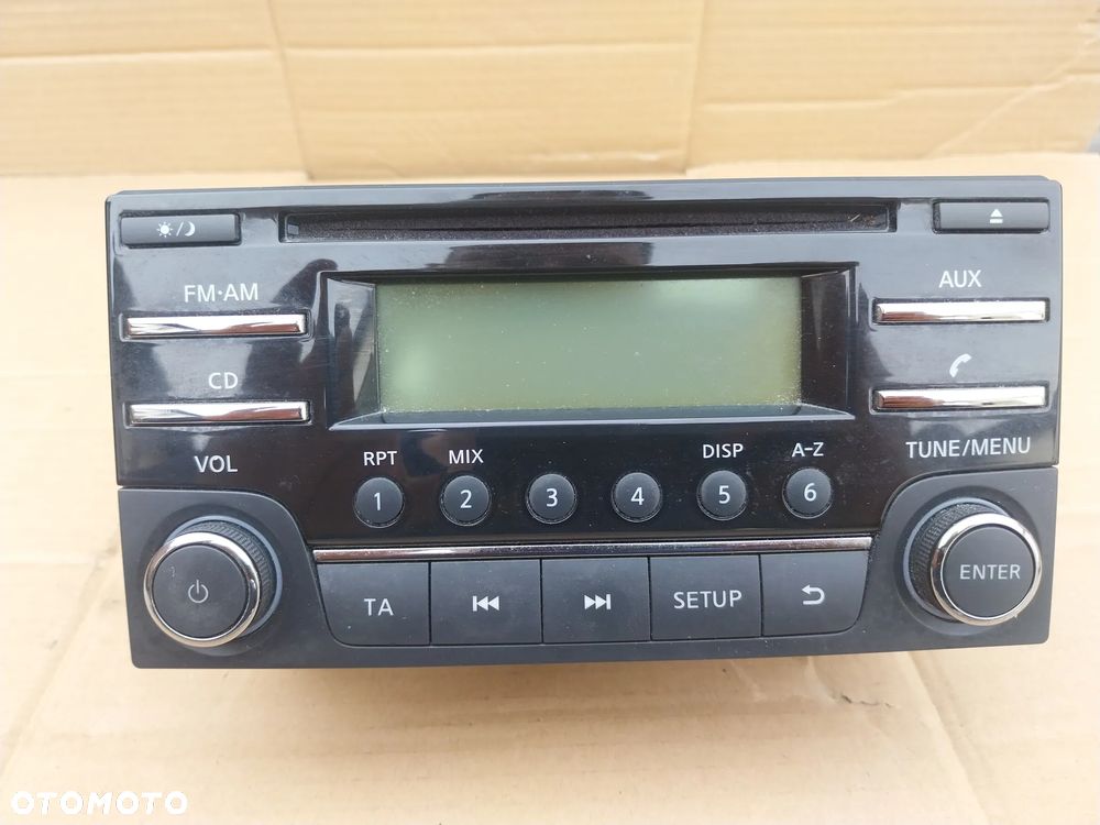 Radio fabryczne  CD AUX Nissan Note II E12 281853VV1A wraz z kodem - 2