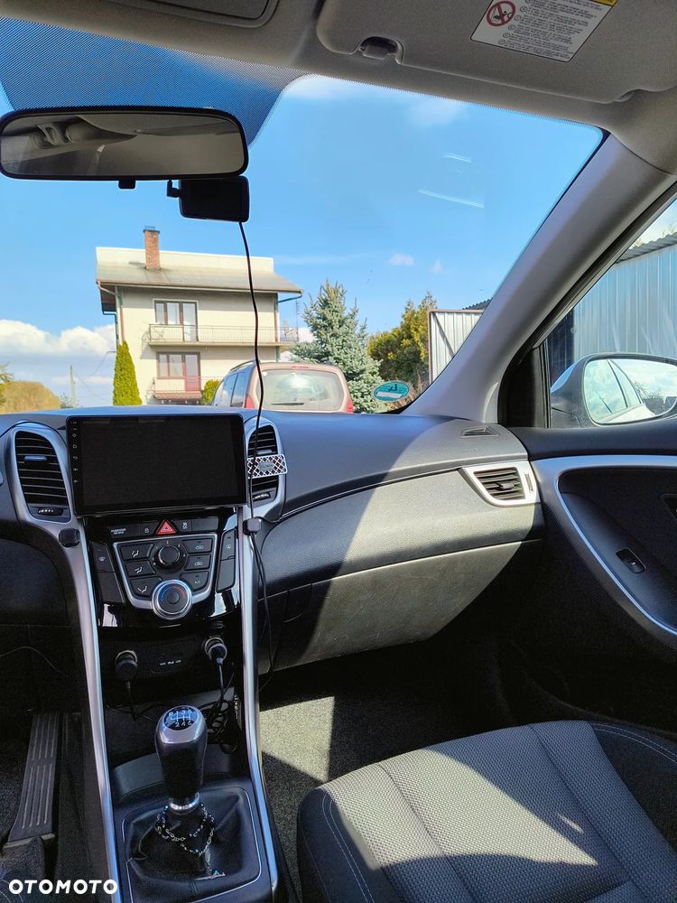 Hyundai i30 1.6 GDI Classic - 10