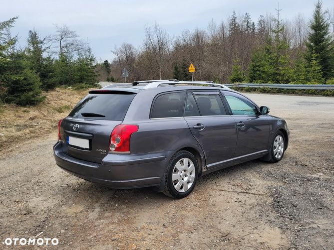 Toyota Avensis 2.0 D-4D Sol - 6