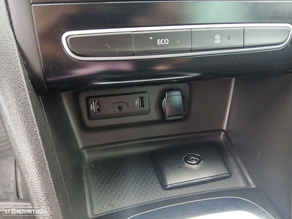 Renault Mégane 1.5 Blue dCi Limited - 24