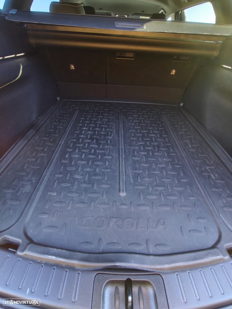 Toyota Corolla Touring Sports 1.8 Hybrid Comfort Plus - 6