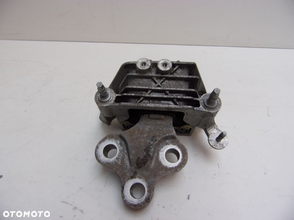 CHRYSLER PACIFICA 3.6 16- ŁAPA PODUSZKA SKRZYNI 68224742AD - 5