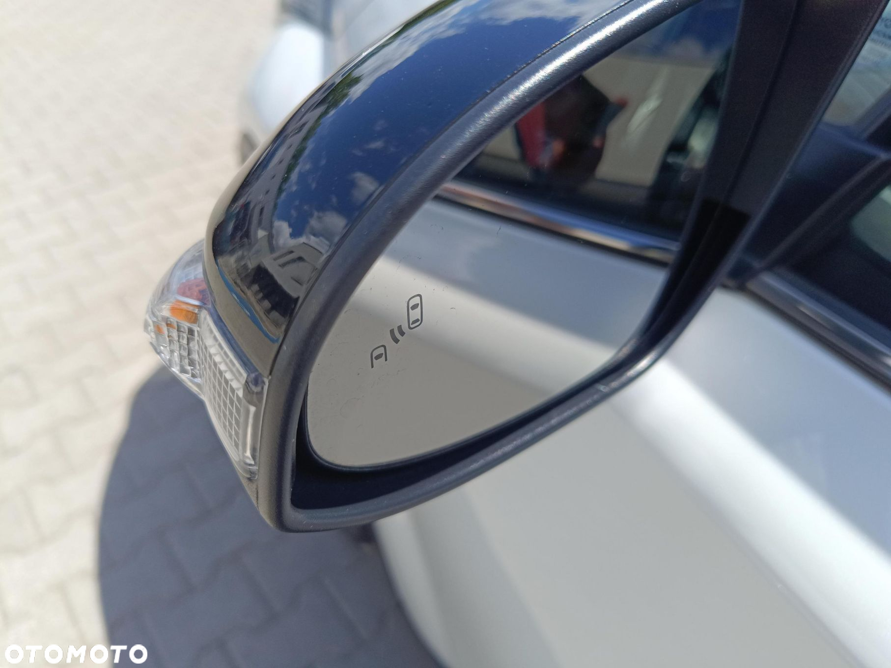 Toyota C-HR - 11