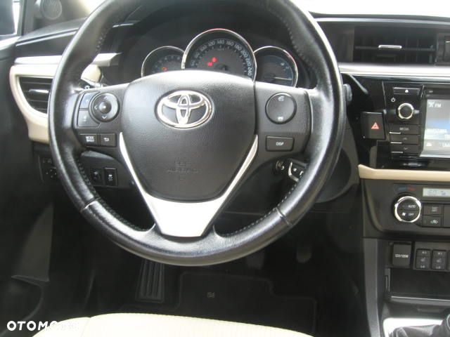Toyota Corolla 1.6 Premium EU6 - 12